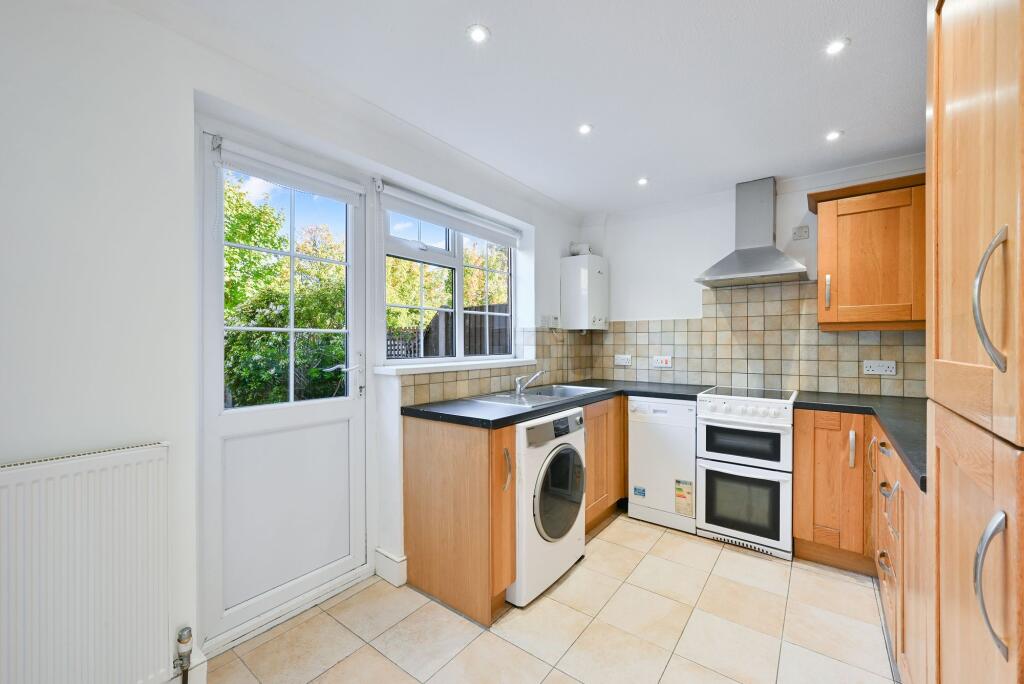 House in Epsom and Ewell, Epsom - View 4