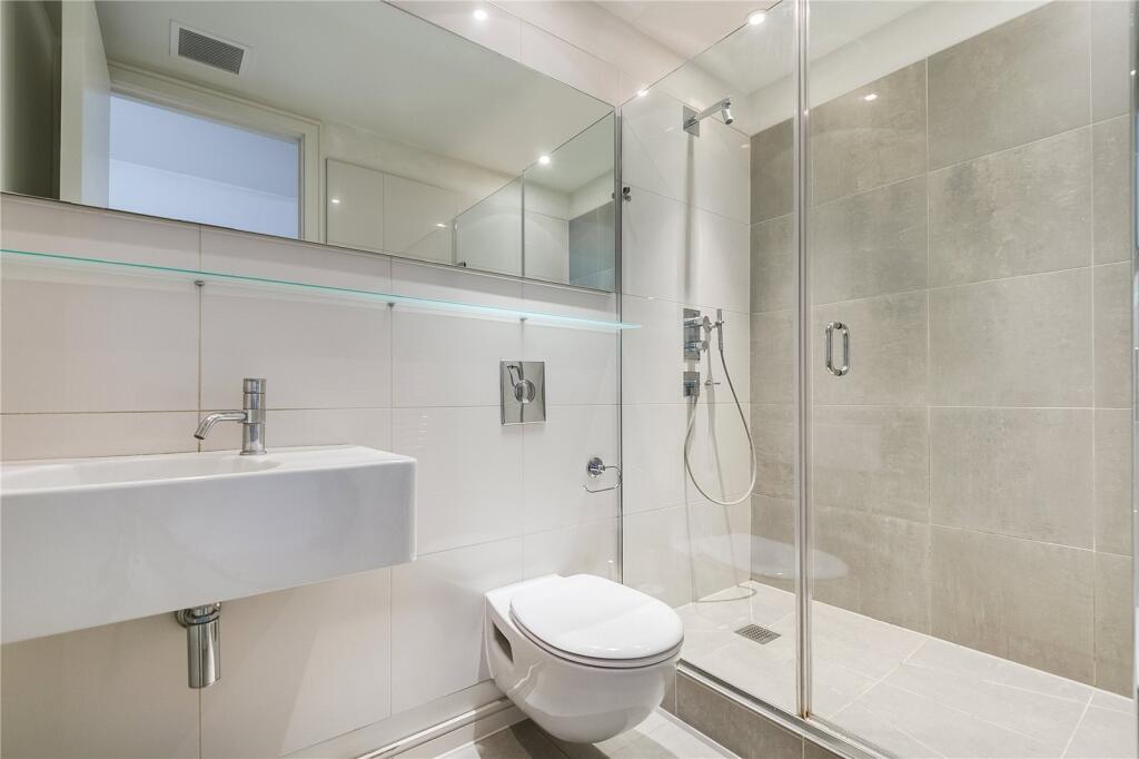 Apartment in London, Wandsworth Riverside Quarter, Wandsworth - More