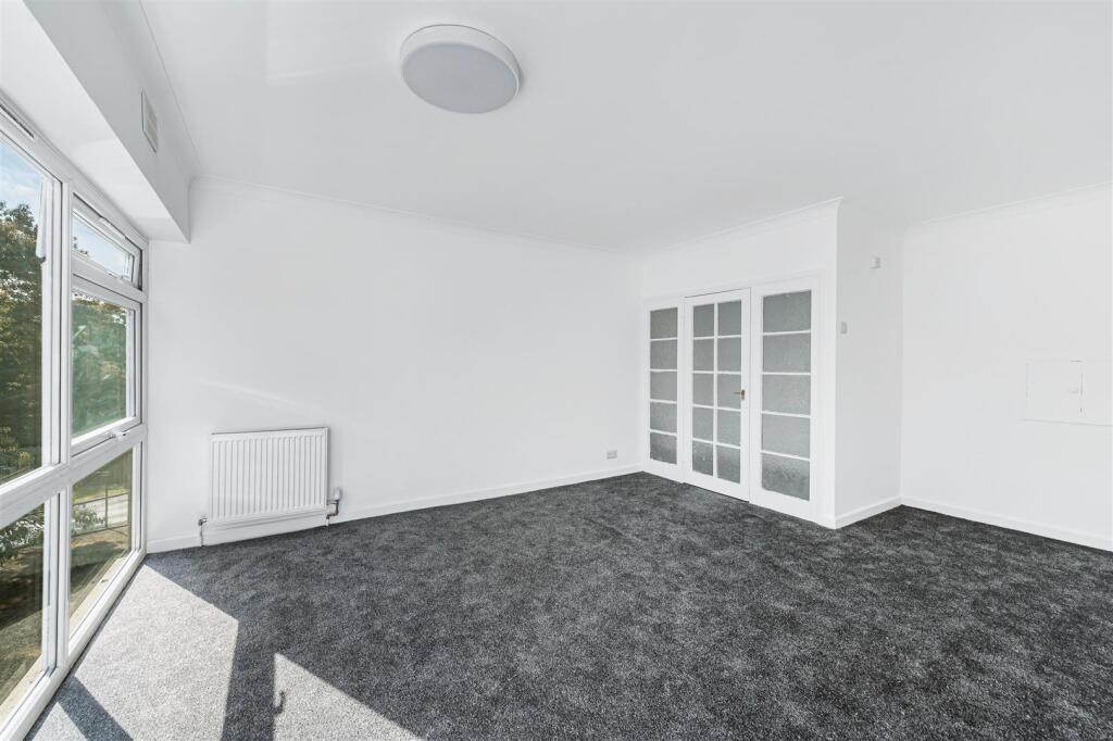 Apartment in London, Perivale - View 5