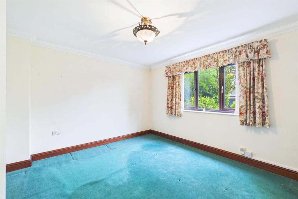 House in Breckland, Dereham - More
