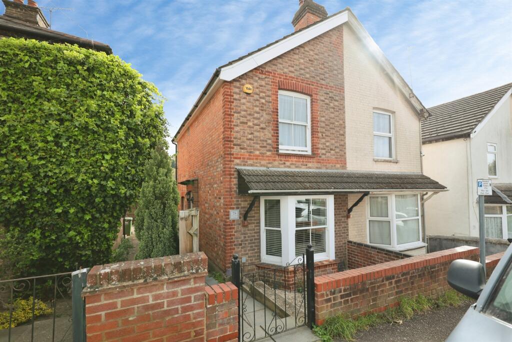Main image of property: Totteridge Avenue, High Wycombe