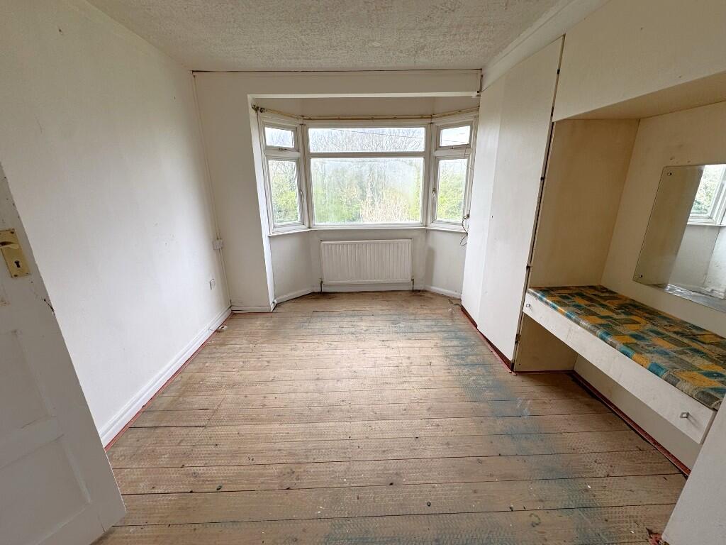 Main image of property: Roding Lane South, Ilford, IG4