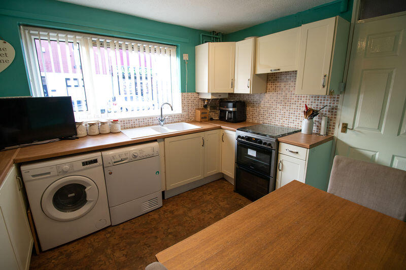 Rishton Lane, Great Lever, Bolton, BL3 6QZ photo 4