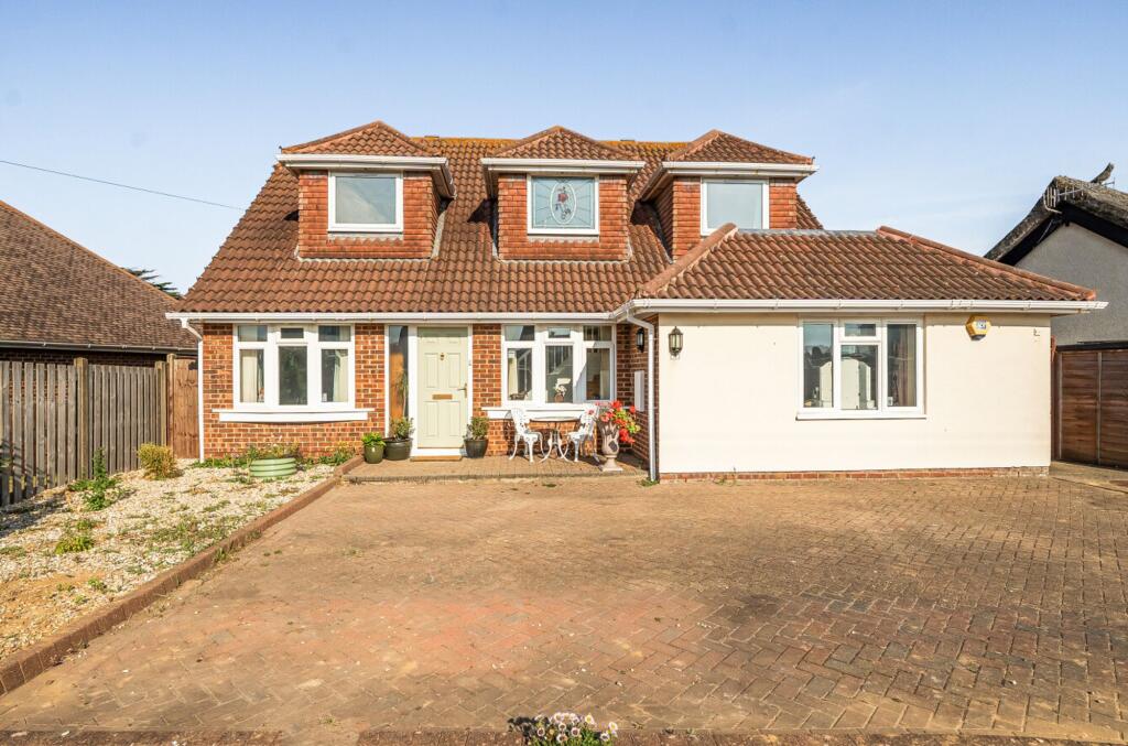 Main image of property: 54 Clayton Road, Selsey, PO20