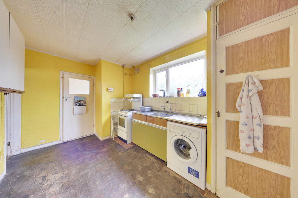 House in Orpington, Scadbury, St Paul's Cray - View 3