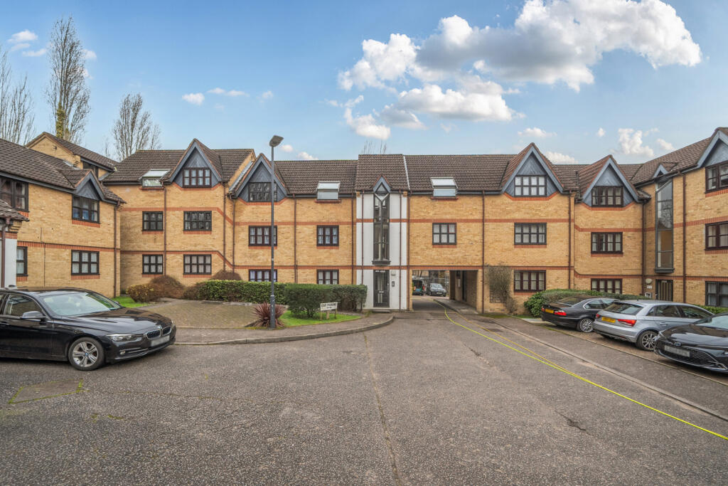 Main image of property: Lodgehill Park Close, Harrow