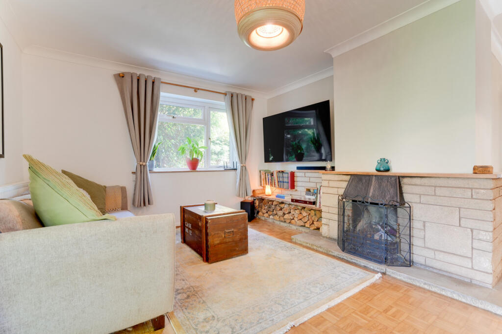 House in Dudley - View 3