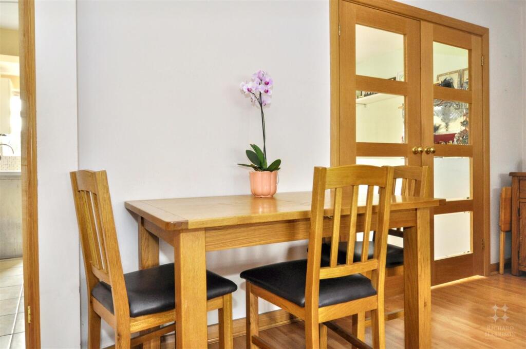 House in Charnwood, Shelthorpe - More