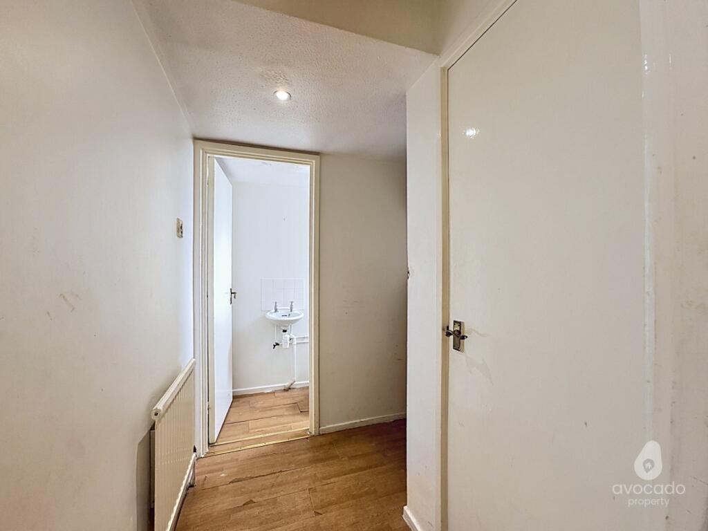 Blenheim Road, Northolt photo 4