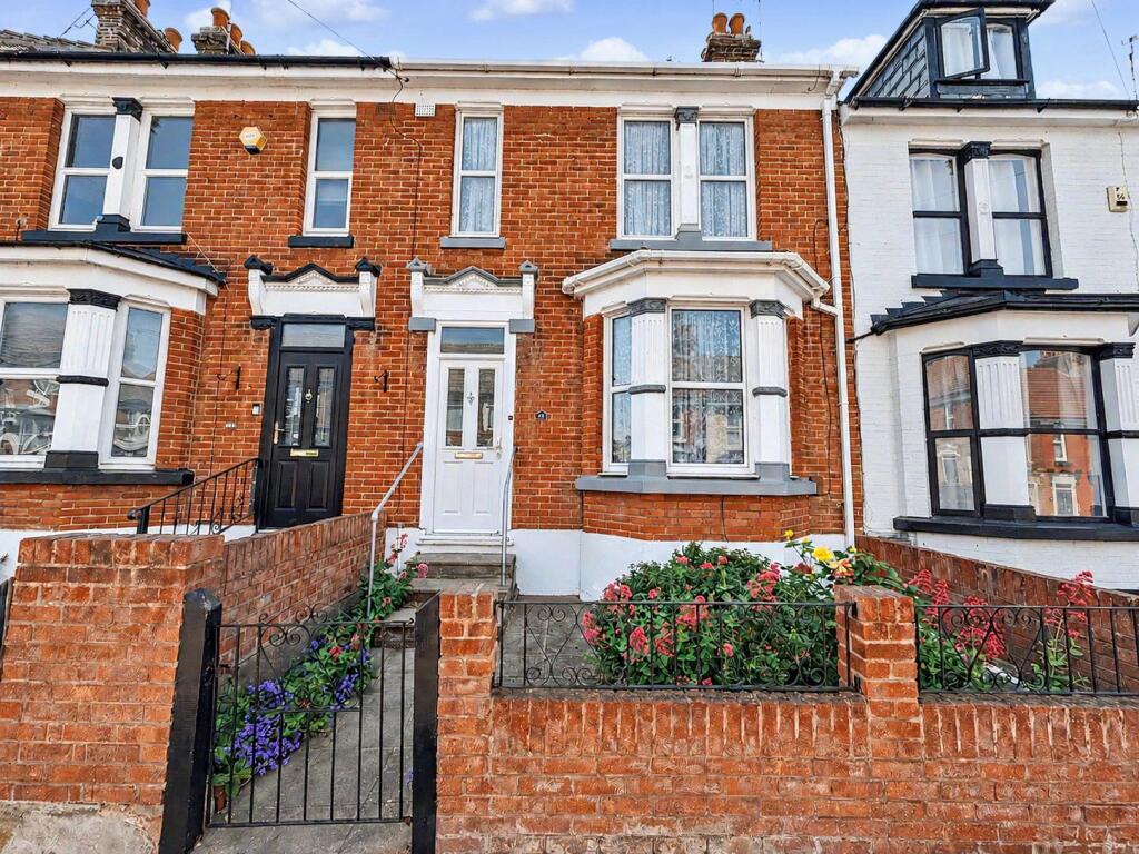 Main image of property: Valley Road, Gillingham, Kent, ME7