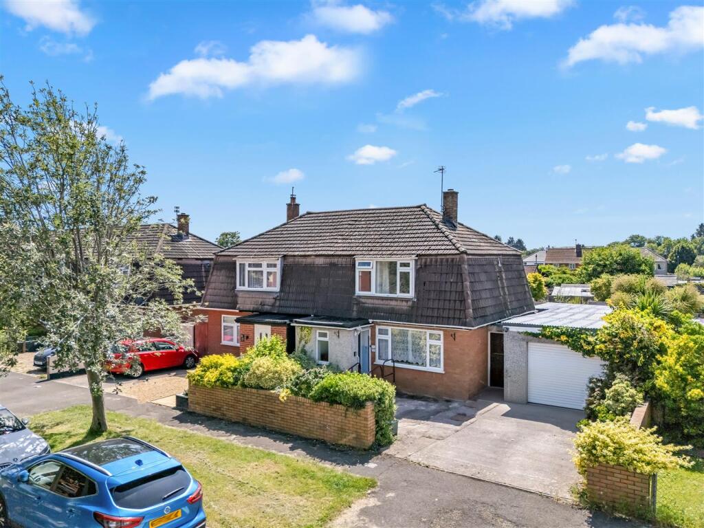 Main image of property: Collins Avenue, Little Stoke, Bristol