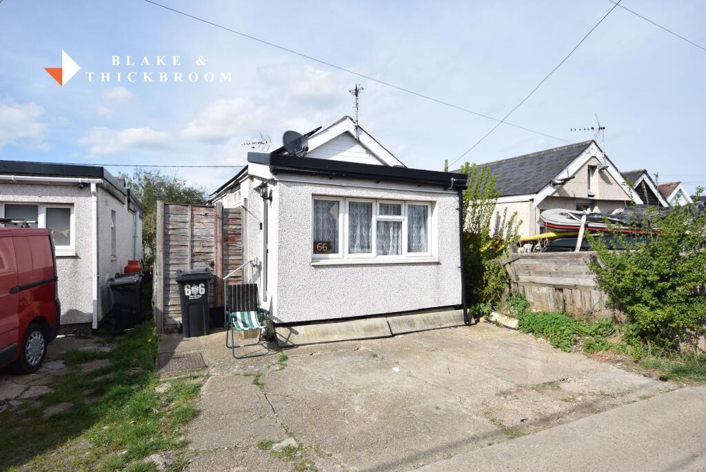 2-bed detached on Gorse Way, Clacton-on-Sea, Essex, CO15 2HT, £85,000