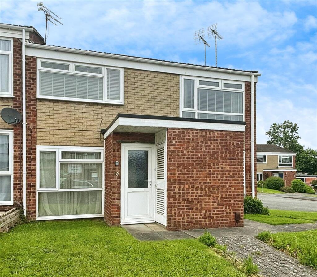 Main image of property: Denis Close, Leicester