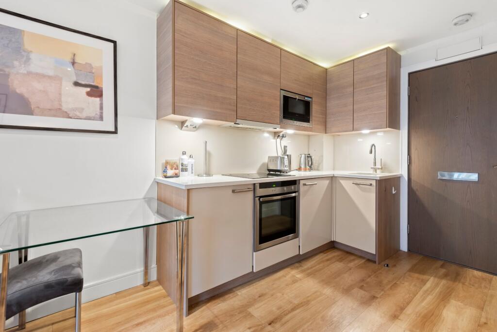 Studio flat for rent