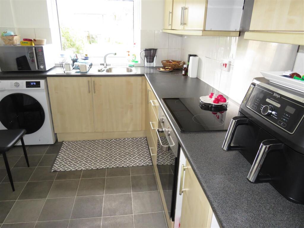 Additional image 4 of Hartshill Road, Shard End, Birmingham
