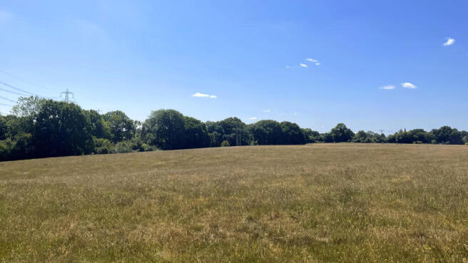 Paddock for sale in Sulhamstead, Reading.