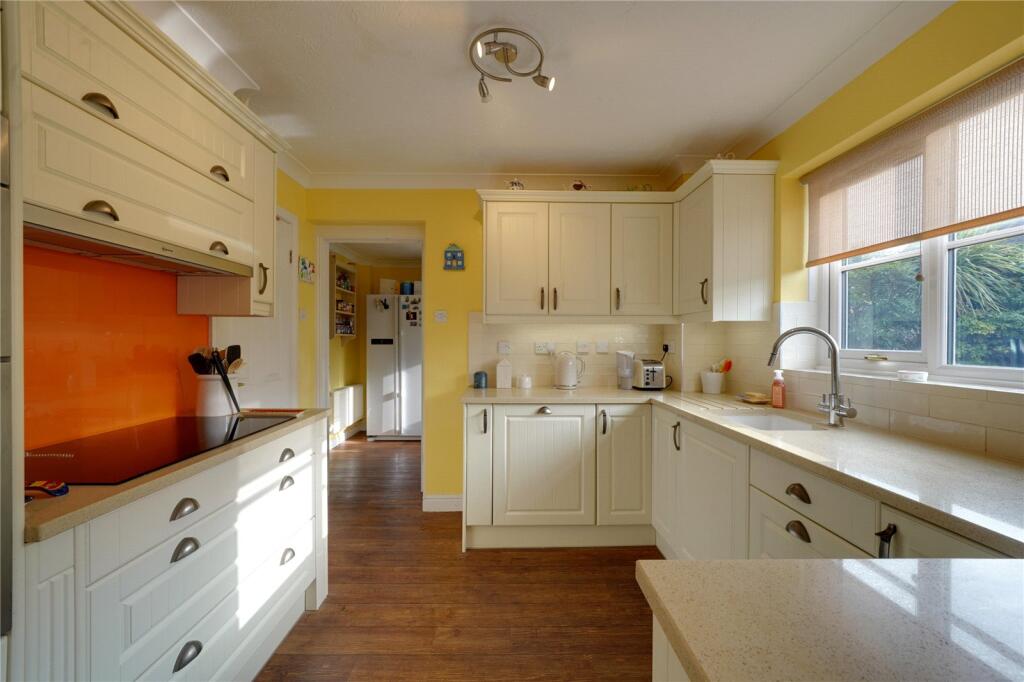 Charles Melrose Close, Mildenhall, Bury St. Edmunds, IP28 photo 3