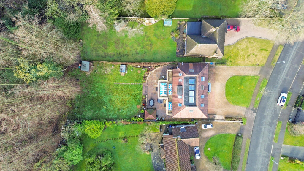 Additional image 40 of Pine Grove, Brookmans Park, AL9