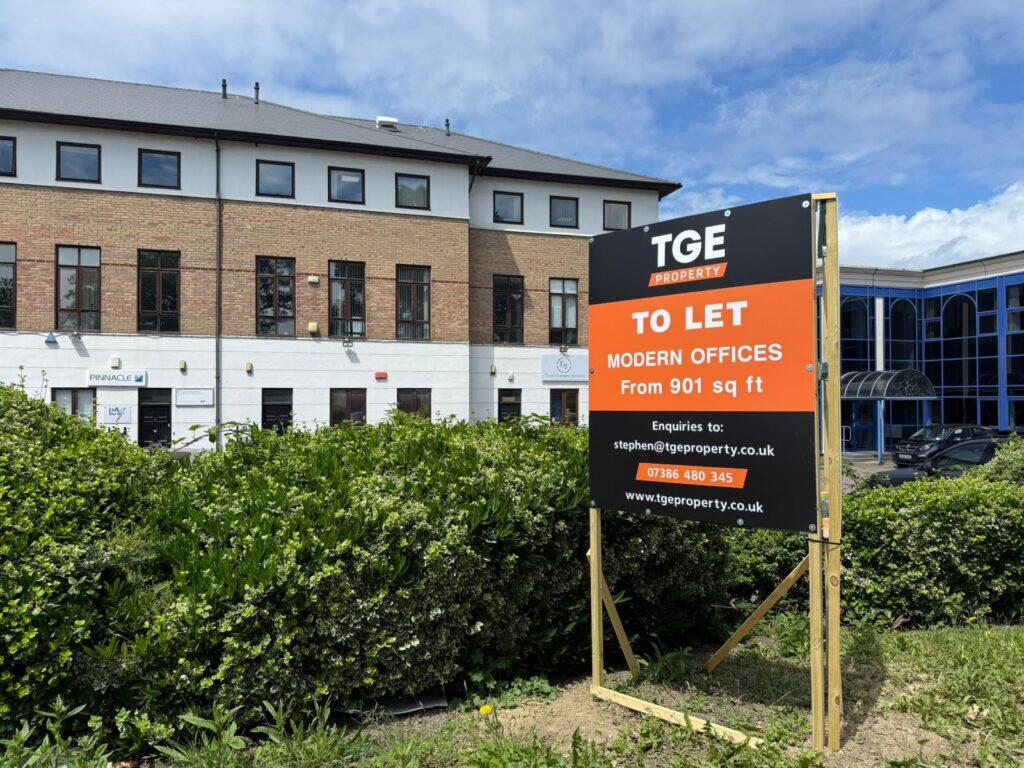 Main image of property: First & Second Floor Office, Gatwick Road, Crawley, RH10 9PJ