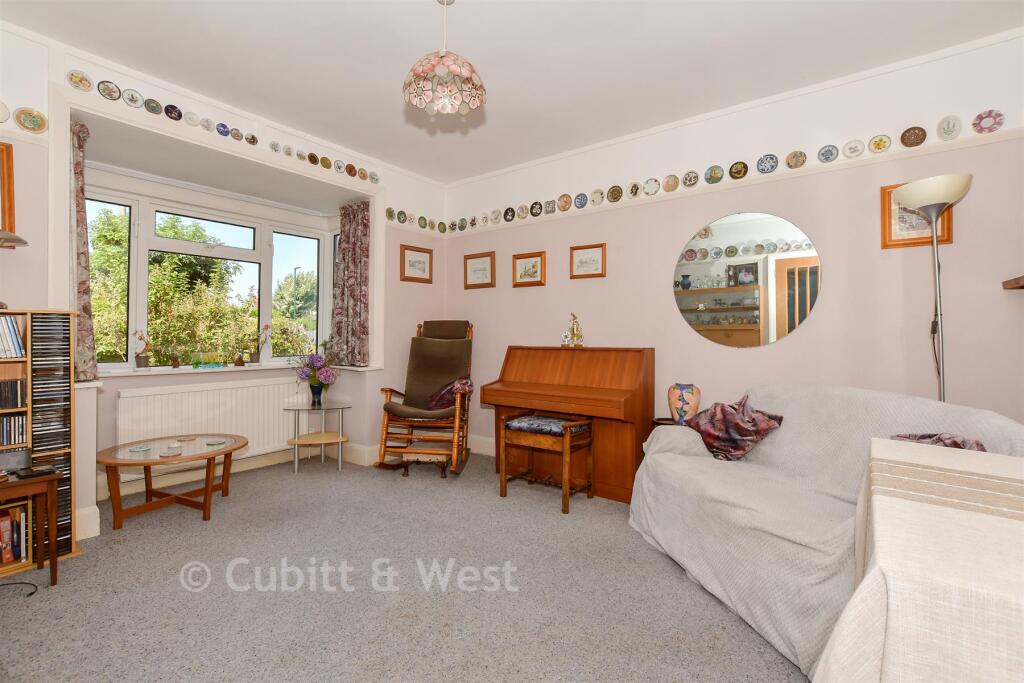 Felpham Gardens, Bognor Regis, West Sussex - View 5