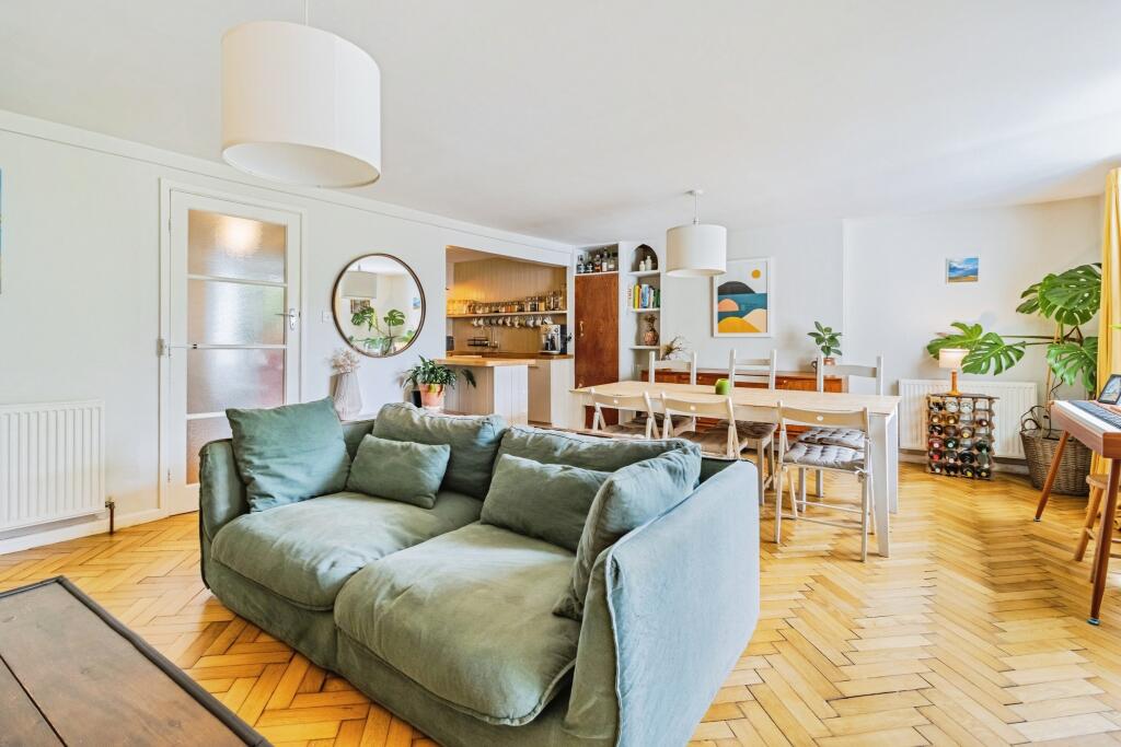 Main image of property: Fore Street, Totnes, TQ9
