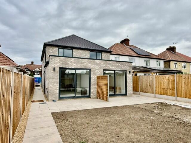 Main image of property: 538B, Newmarket Road, Cambridge, CB5 8LL