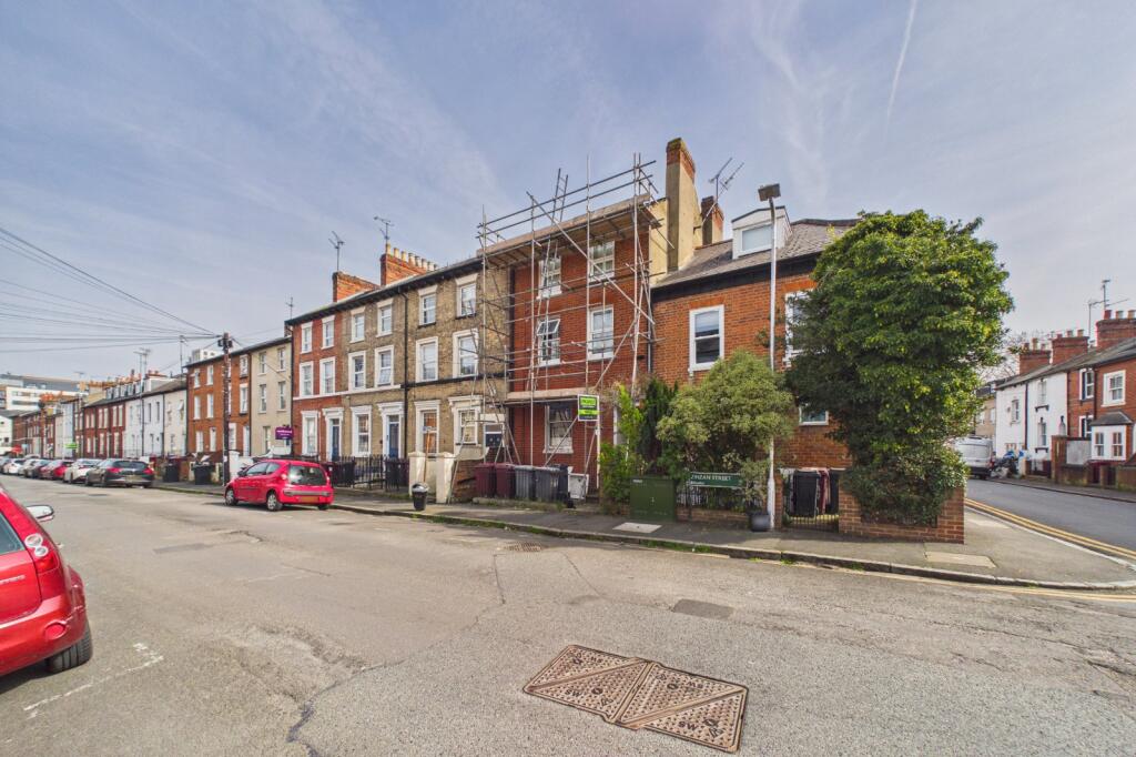 Main image of property: Zinzan Street, Reading, Berkshire, RG1