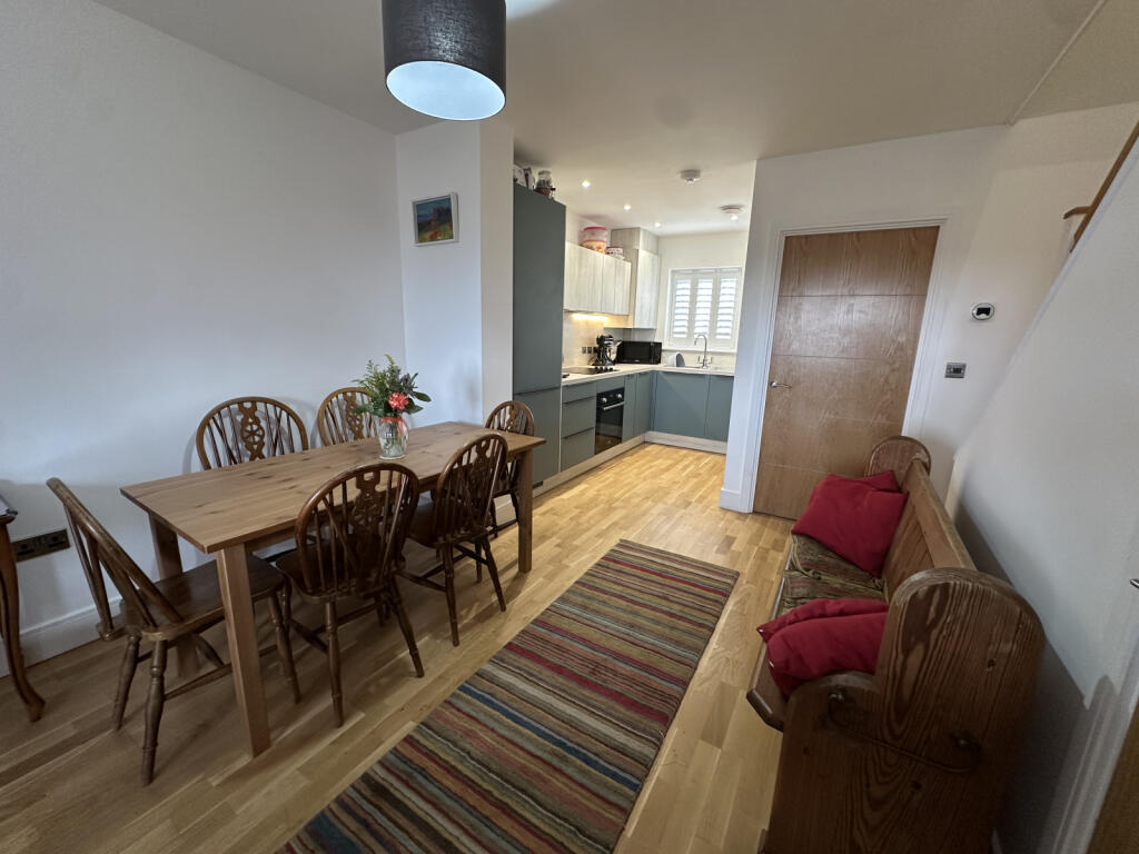 37 RUES FARM ROAD photo 3