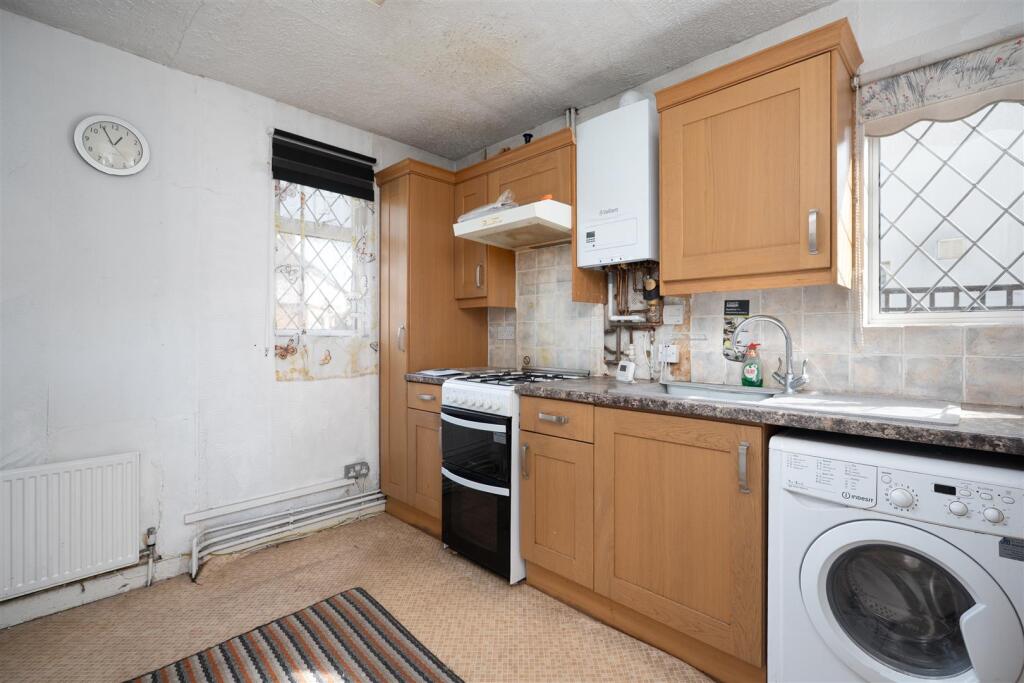 West Road, West Drayton photo 3