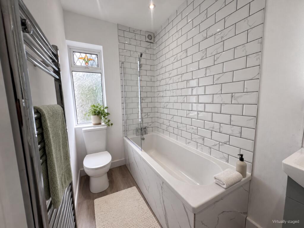 House in Hull, Kingston upon Hull - View 5