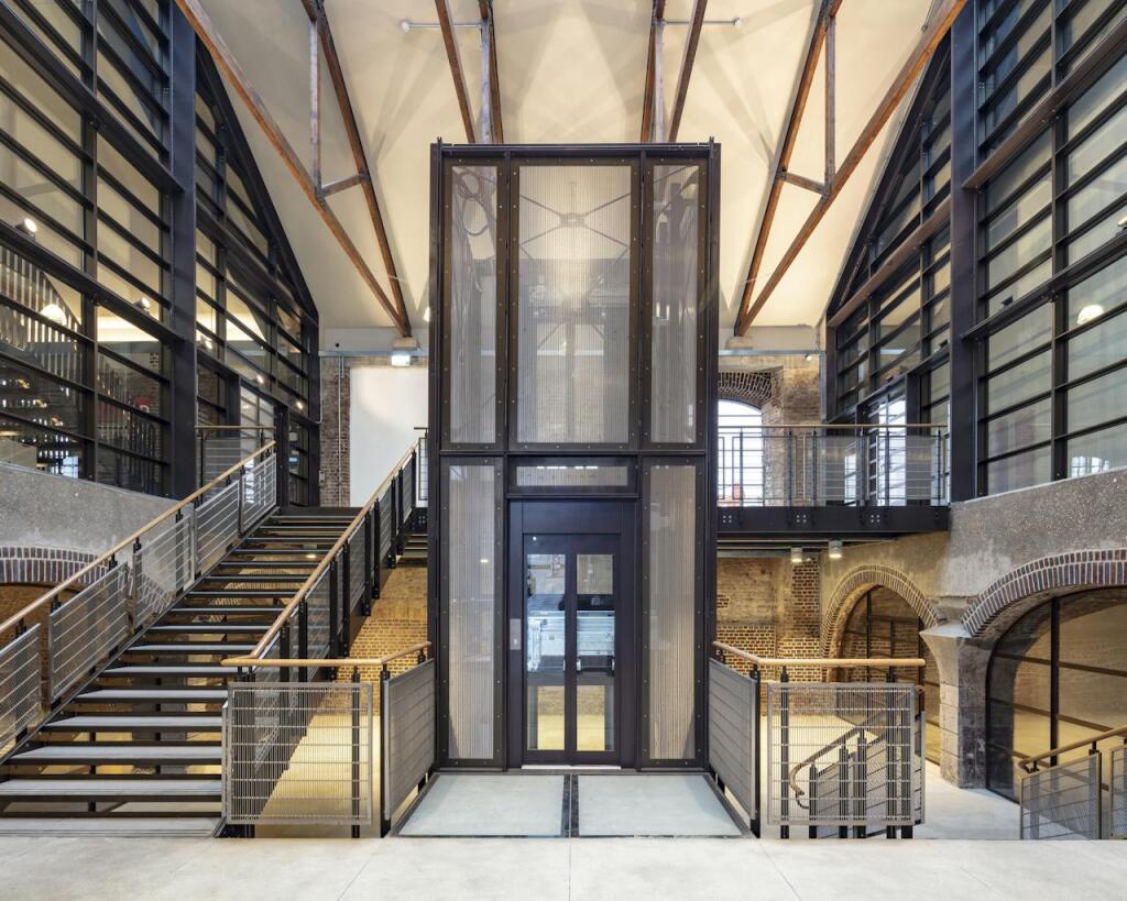 Pennington Street Warehouse Entrance  JTP  Fotoh