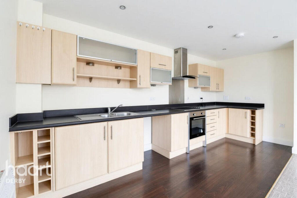 Apartment in Derby - View 2