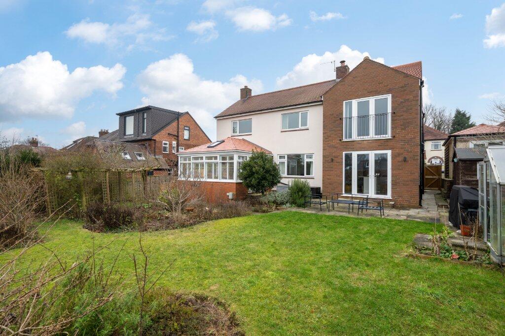 Main image of property: Aspin Avenue, Knaresborough, North Yorkshire, HG5