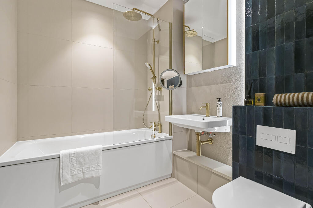 Apartment in London - View 4