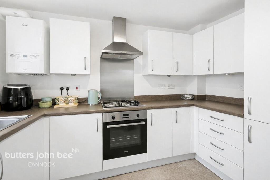 House in Cannock Chase, Pye Green, Hednesford - View 4