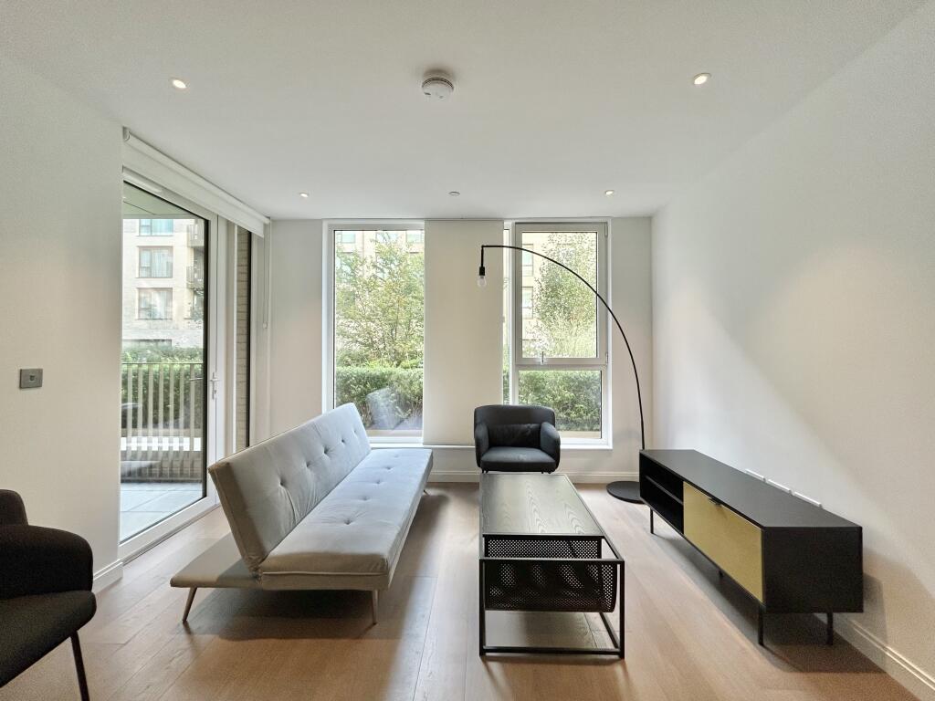 Main image of property: Kennington Lane, Lambeth, London