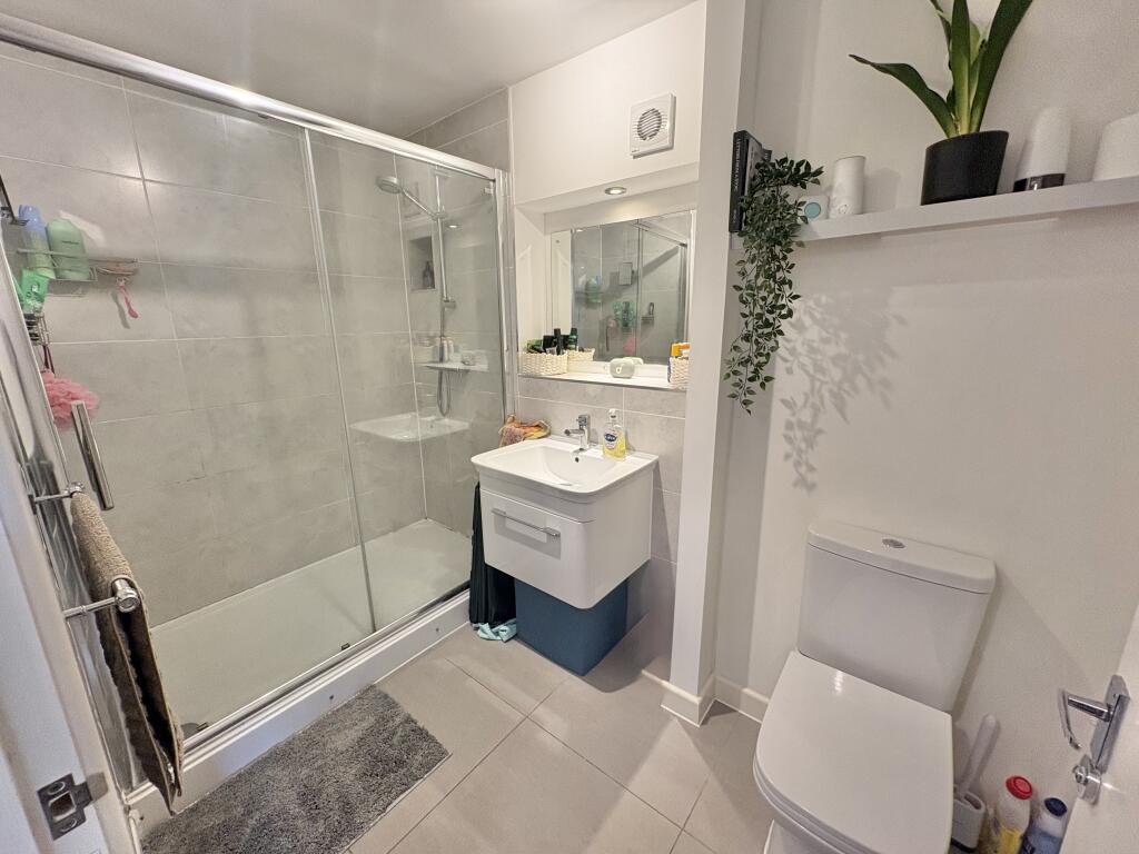 Apartment in Bristol - View 4