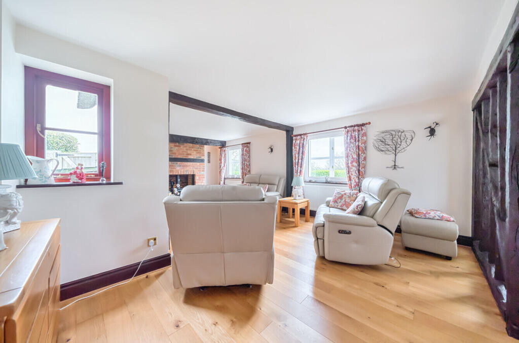 Thaxted Road, Great Sampford, Saffron Walden, Essex, CB10 photo 2