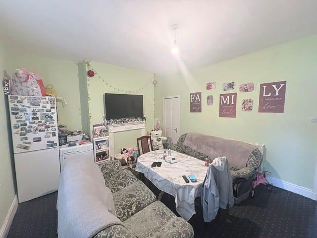 Queensberry Road, Burnley, BB11 photo 2