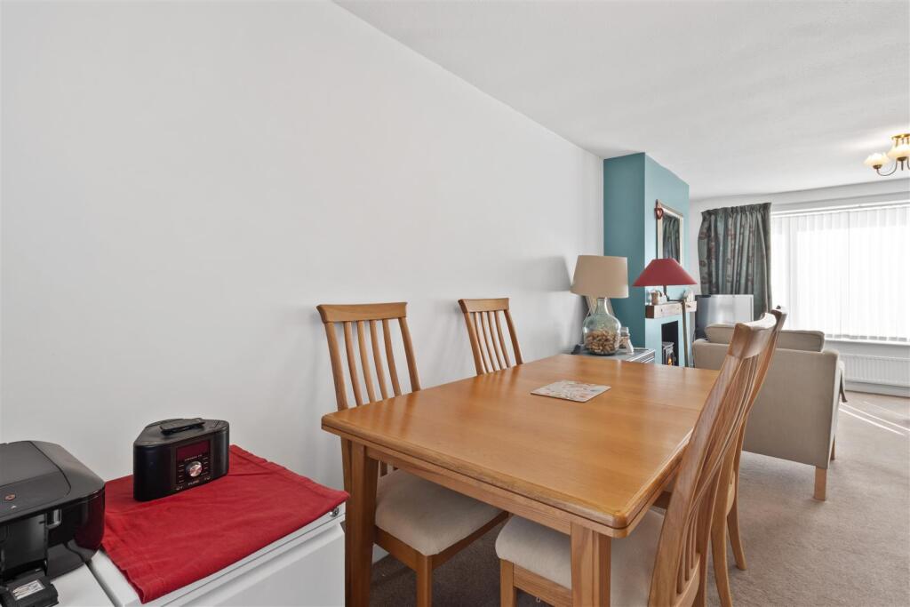 House in Wealden, Hailsham - View 3