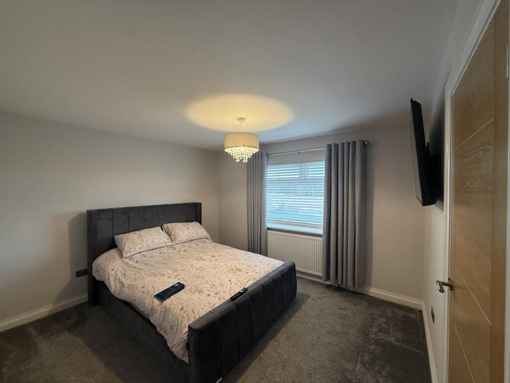 House in Sheffield - View 4