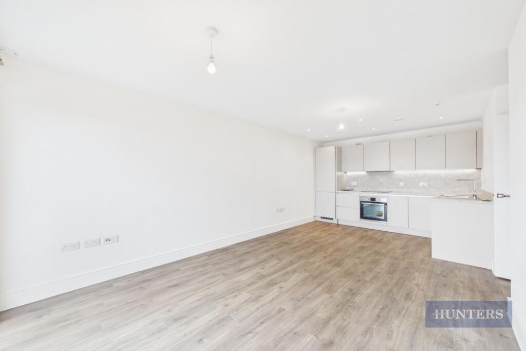 Apartment in Southampton - View 4