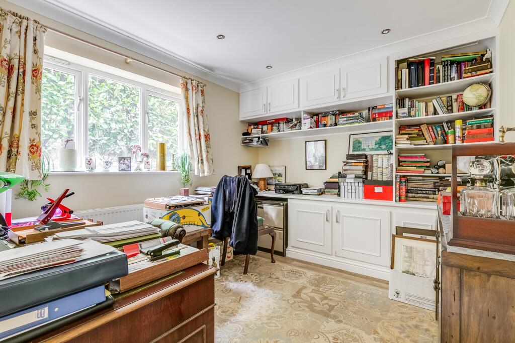 Additional image 7 of Wendover Drive, Welwyn, AL6