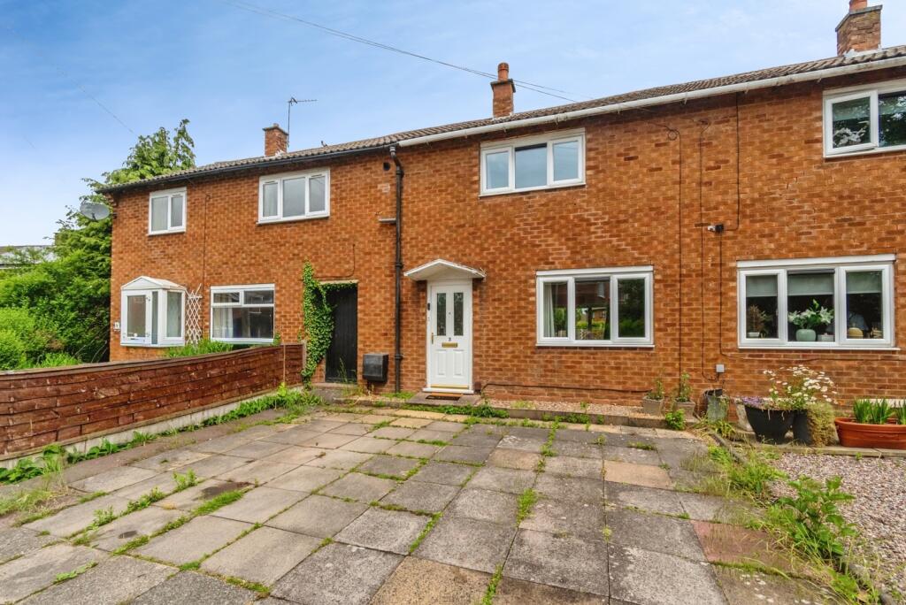 Main image of property: Chatsworth Close, Willenhall, West Midlands, WV12