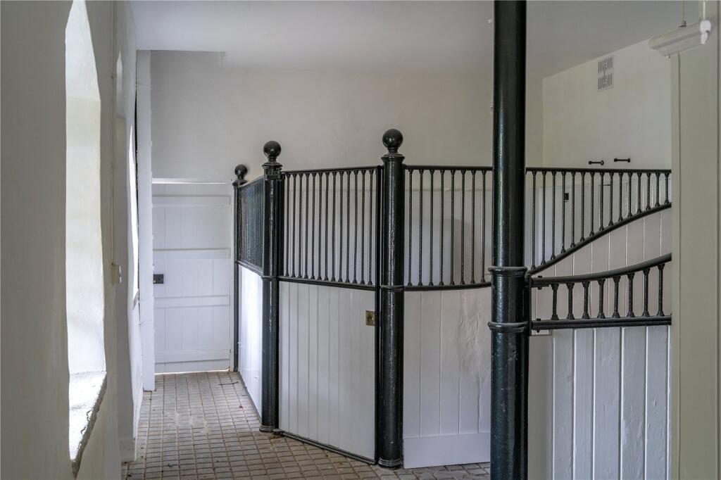 Additional image 23 of Coombe Hill, Bruton, Somerset, BA10