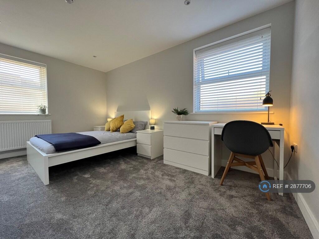 Main image of property: Milton Road, Portsmouth, PO3