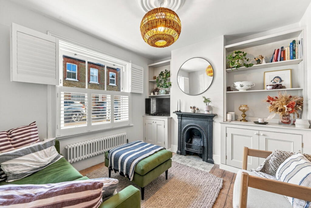 House in London, Strawberry Hill - View 2