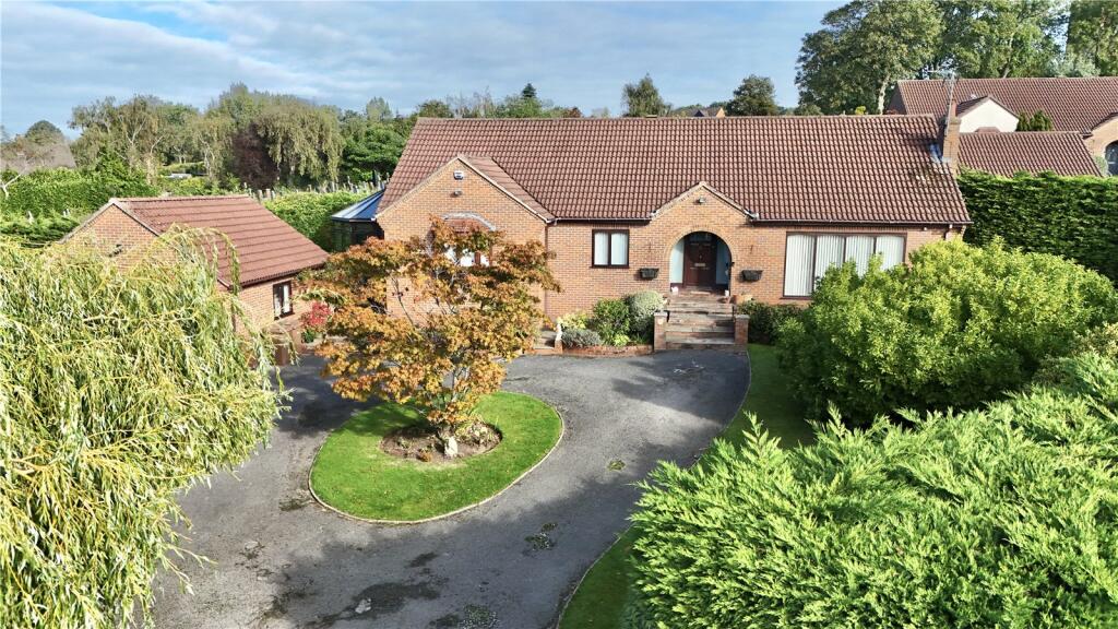 3-bed house on Rectory Close, Heswall, Wirral, CH60, £750,000