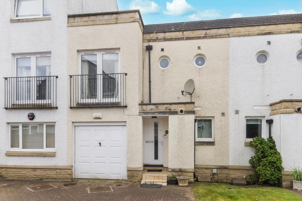 Leverndale Court, Glasgow, G53 photo 2