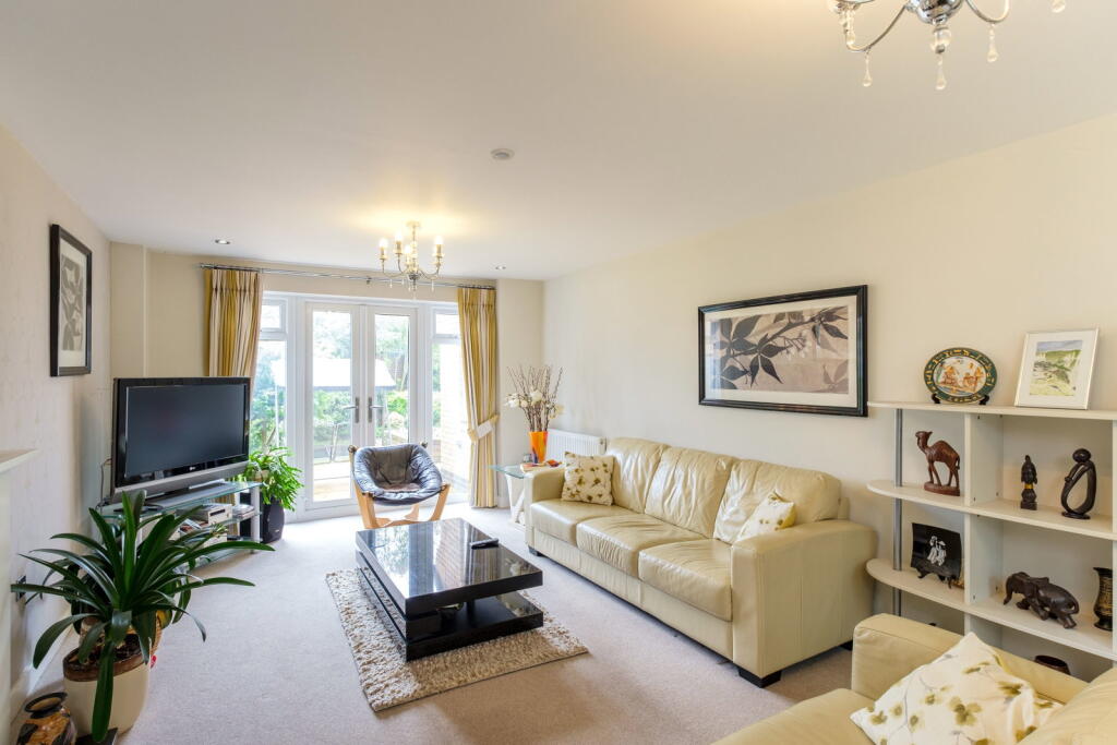 House in Rushcliffe, Fox Hill View, East Leake - View 4